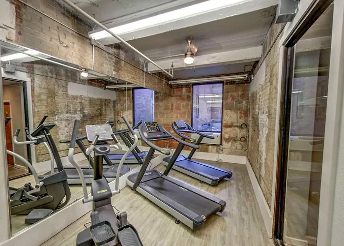 Heb 104 Spacious Downtown Worth, Free Parking, Gym Apartment Fort Worth