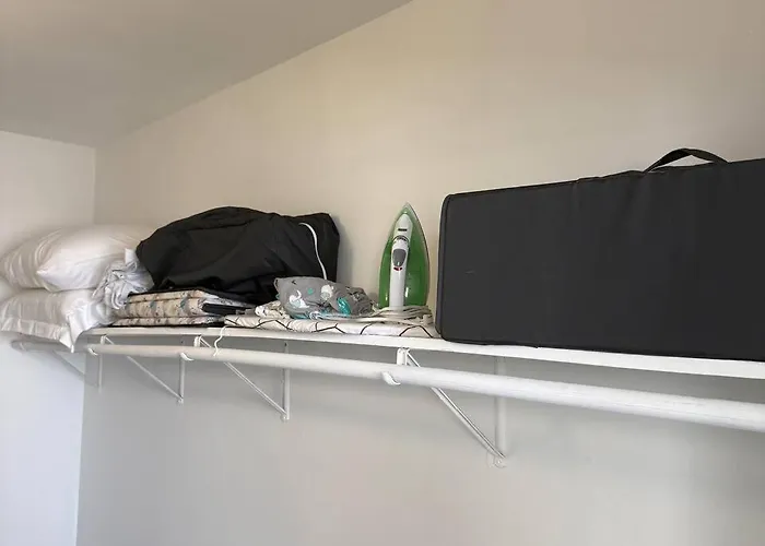 Heb 104 Spacious Downtown Worth, Free Parking, Gym Apartment